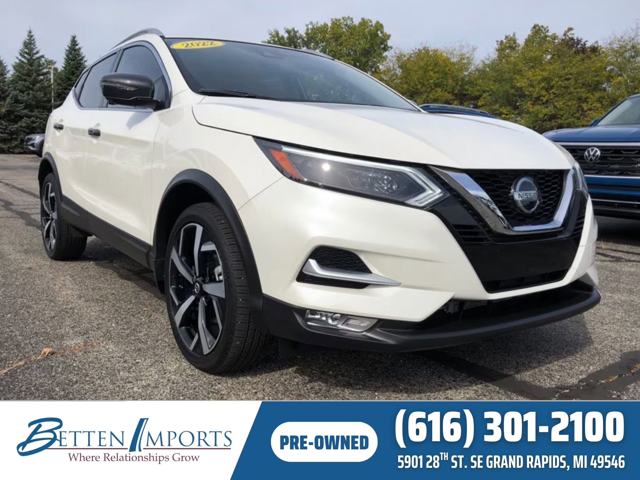 Used 2022 Nissan Rogue Sport SL w/ Premium Package