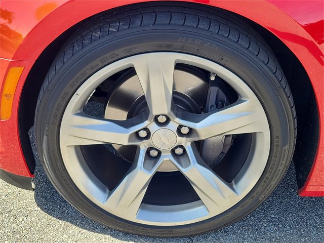 Used 2017 Chevrolet Camaro SS image 8