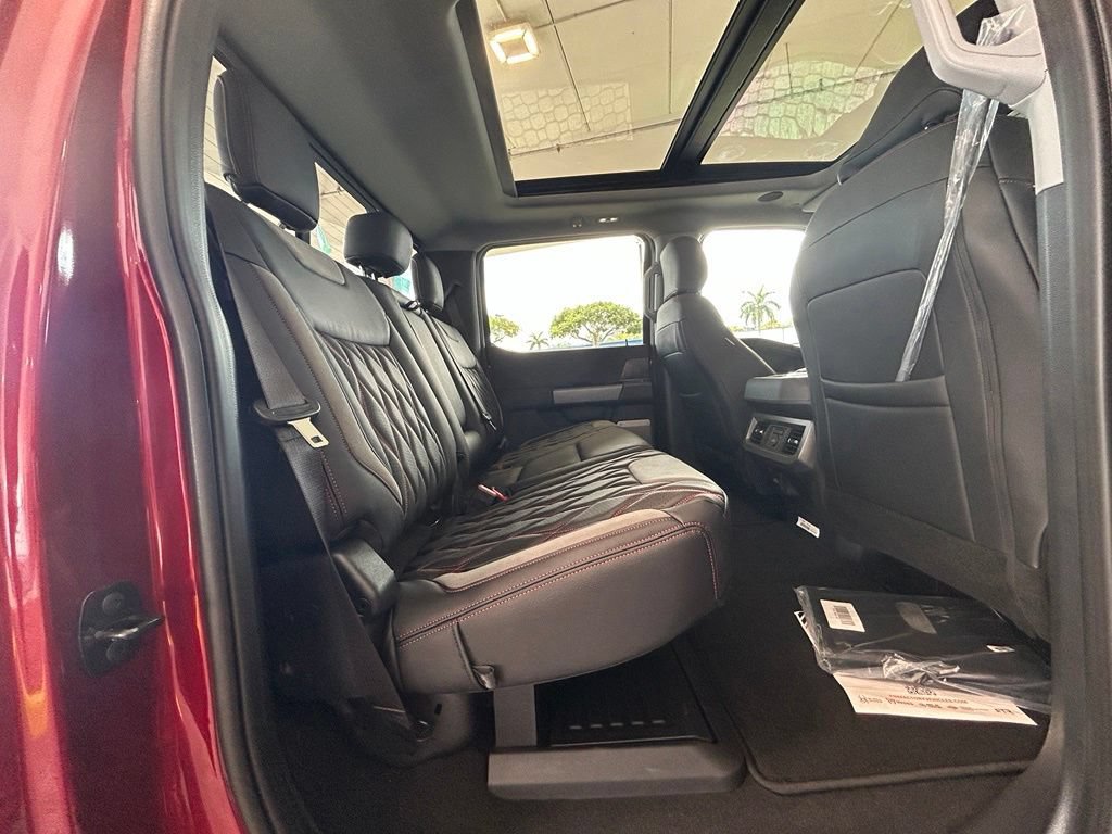 New 2026 Ford F250 Lariat w/ Black Appearance Package AWD/4WD image 33