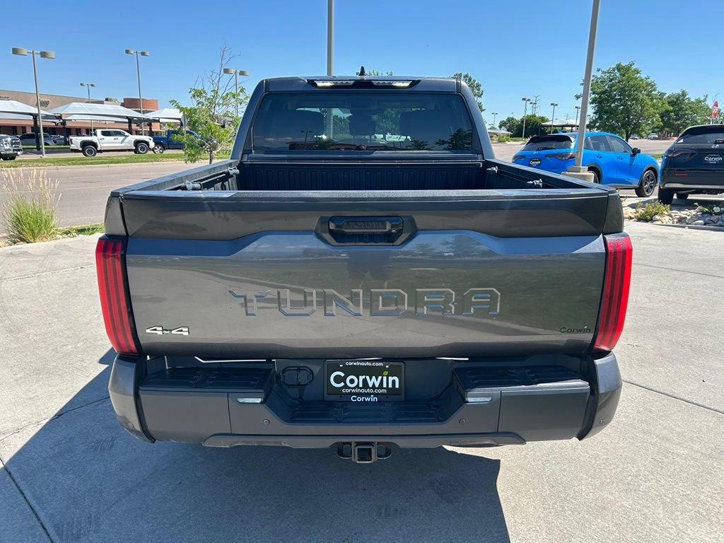 Used 2022 Toyota Tundra SR5 w/ SR5 Convenience Package AWD/4WD image 7