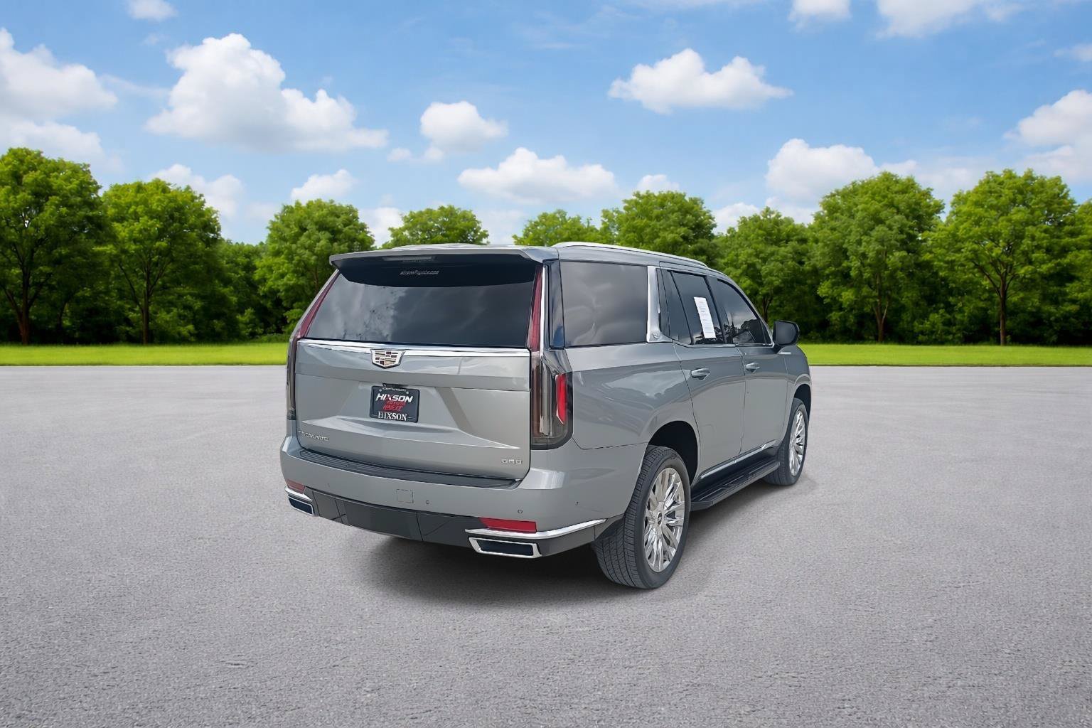 Used 2024 Cadillac Escalade Premium Luxury AWD/4WD image 7