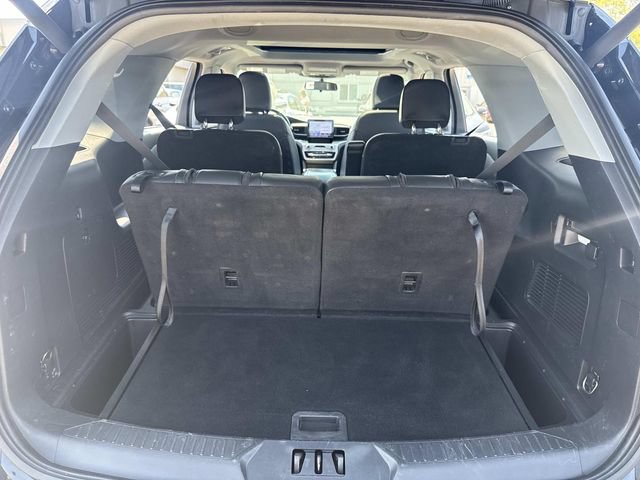 Used 2023 Ford Explorer XLT w/ Equipment Group 202A AWD/4WD image 7