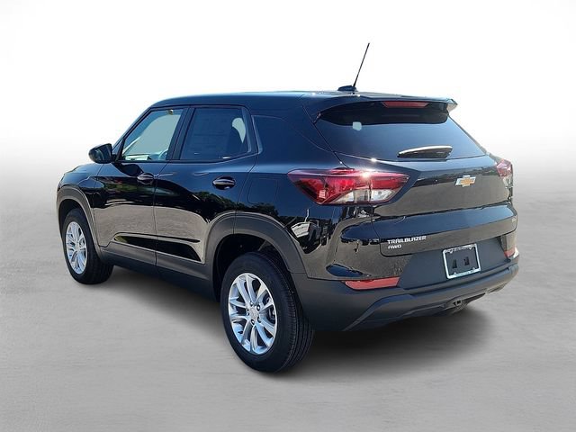 New 2026 Chevrolet TrailBlazer LS w/ LPO, Trailering Package AWD/4WD image 3
