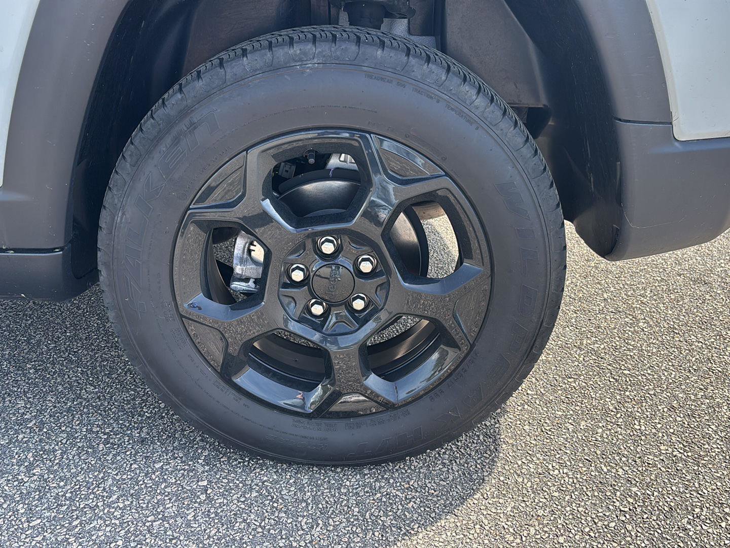 Used 2023 Jeep Compass Trailhawk w/ Trailhawk Convenience Group image 6