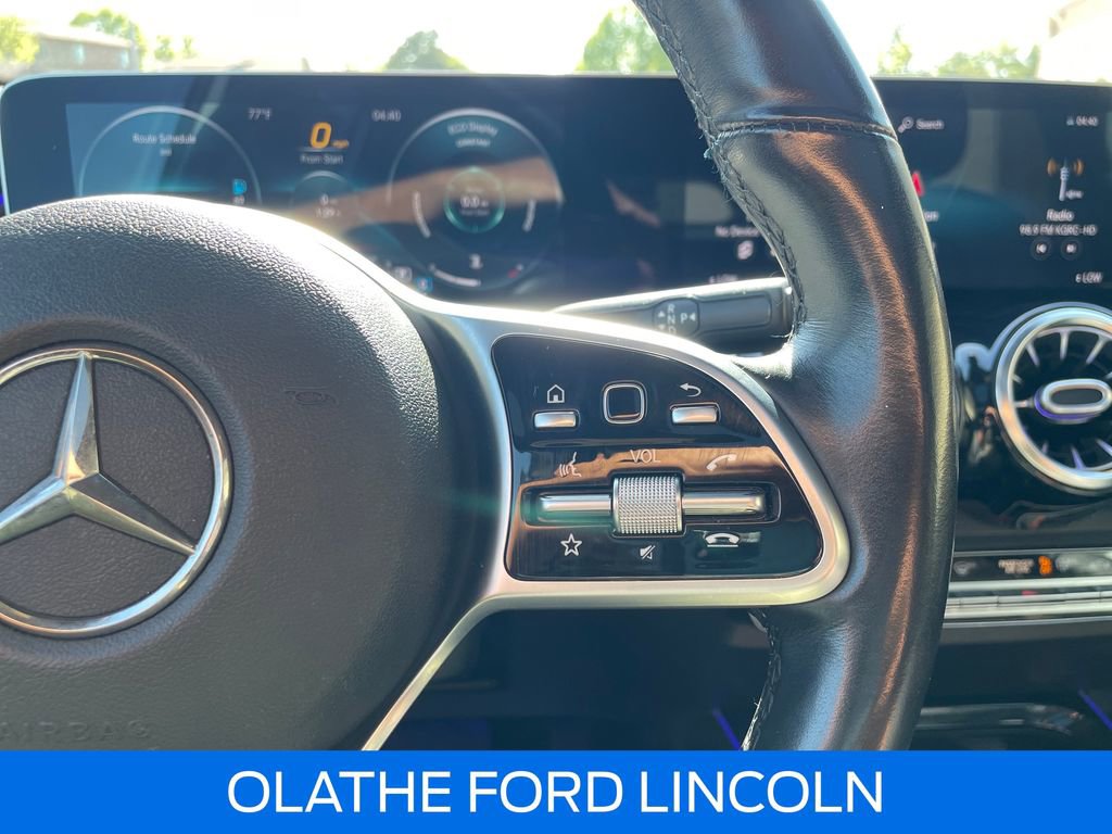 Used 2021 Mercedes-Benz GLB 250 4MATIC w/ Premium Package image 29