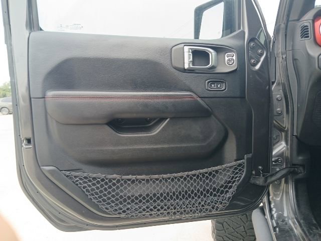 Used 2018 Jeep Wrangler Unlimited Rubicon AWD/4WD image 15