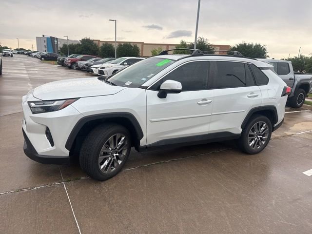 Used 2023 Toyota RAV4 XLE Premium FWD image 7