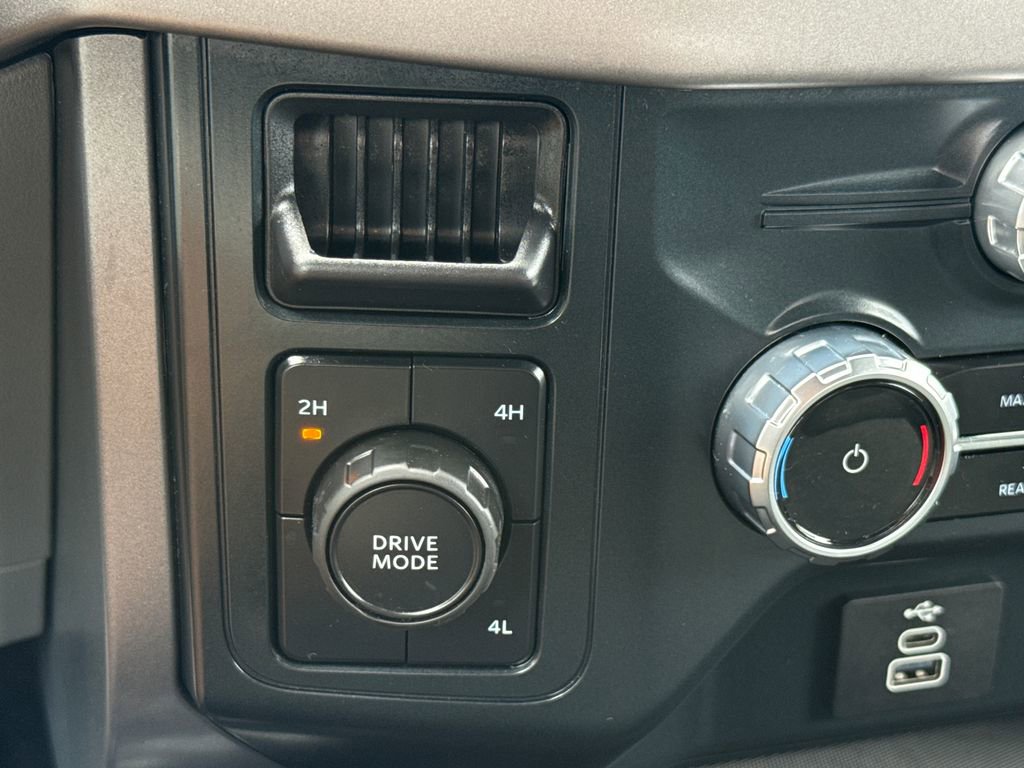 Used 2025 Ford F150 XLT w/ Equipment Group 301A Standard AWD/4WD image 22