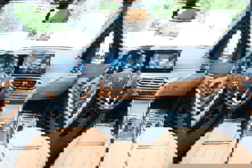 Used 2024 BMW 330i Sedan image 28