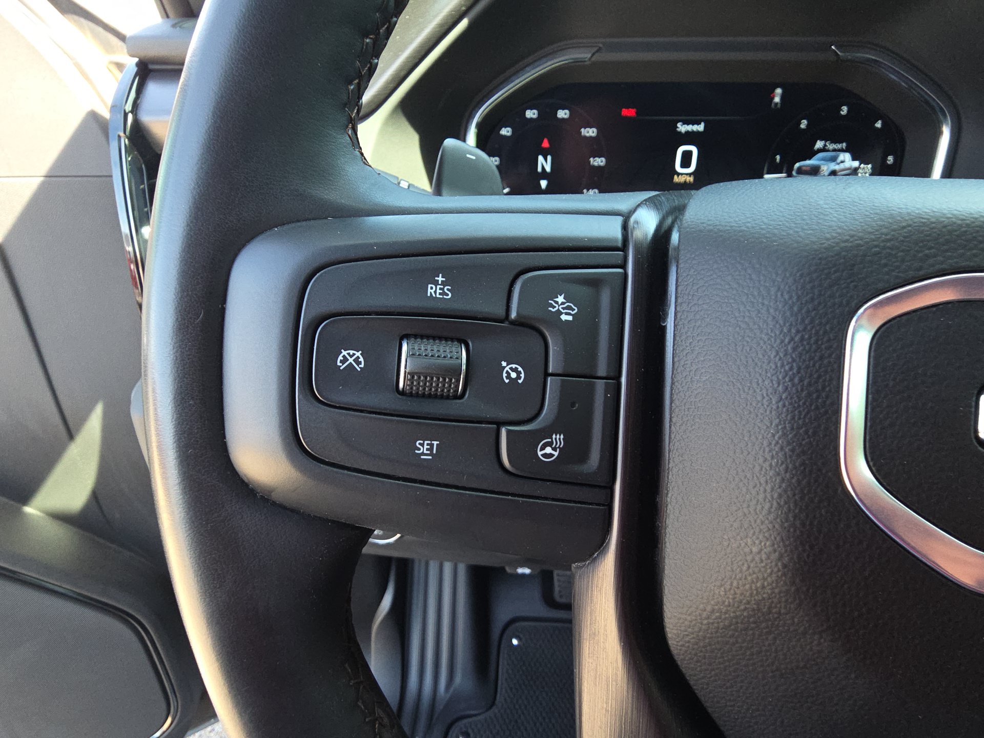Used 2024 GMC Sierra 1500 AT4 w/ Technology Package AWD/4WD image 20