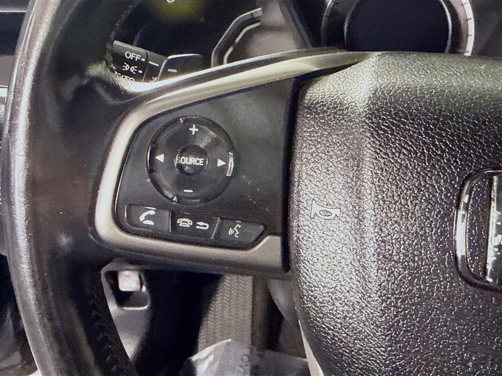 Used 2018 Honda Civic Sport image 14