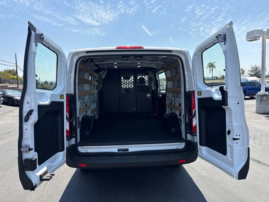 Used 2025 Ford Transit 250 Low Roof w/ Exterior Upgrade Package RWD image 5