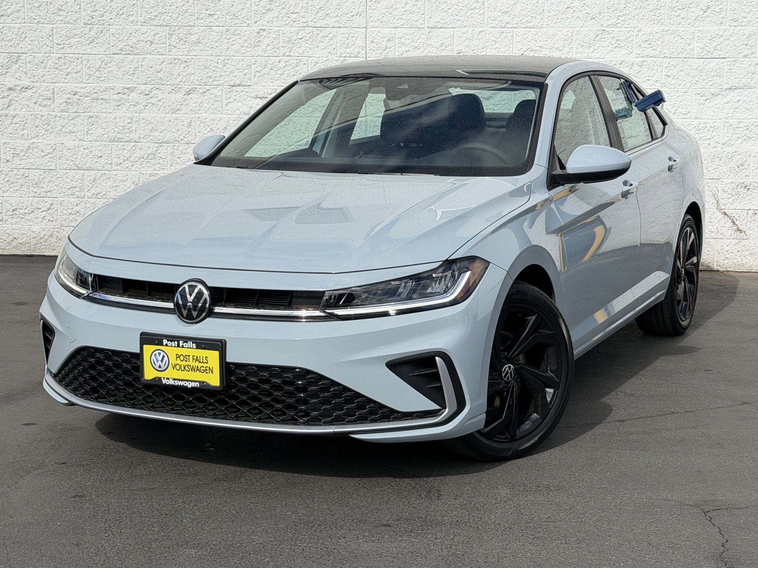 New 2027 Volkswagen Jetta SE FWD image 3