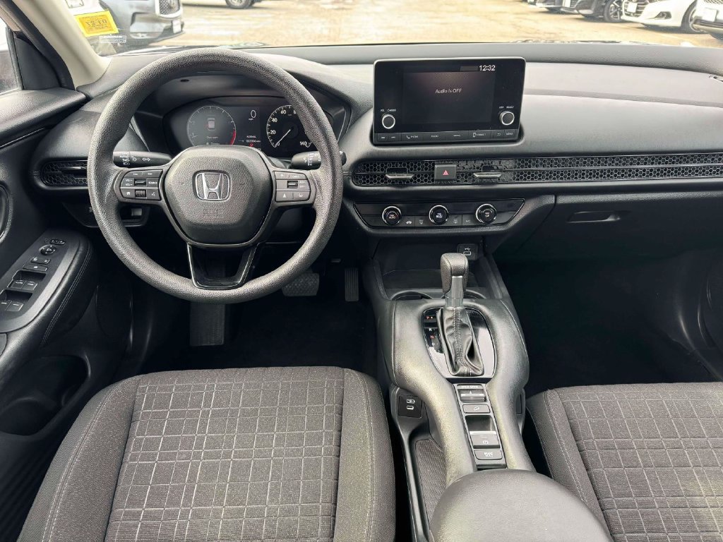 Used 2025 Honda HR-V LX image 19