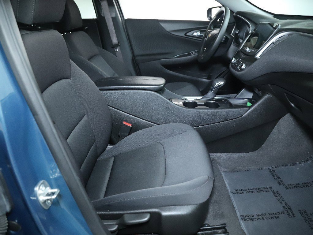 Used 2024 Chevrolet Malibu LT image 34