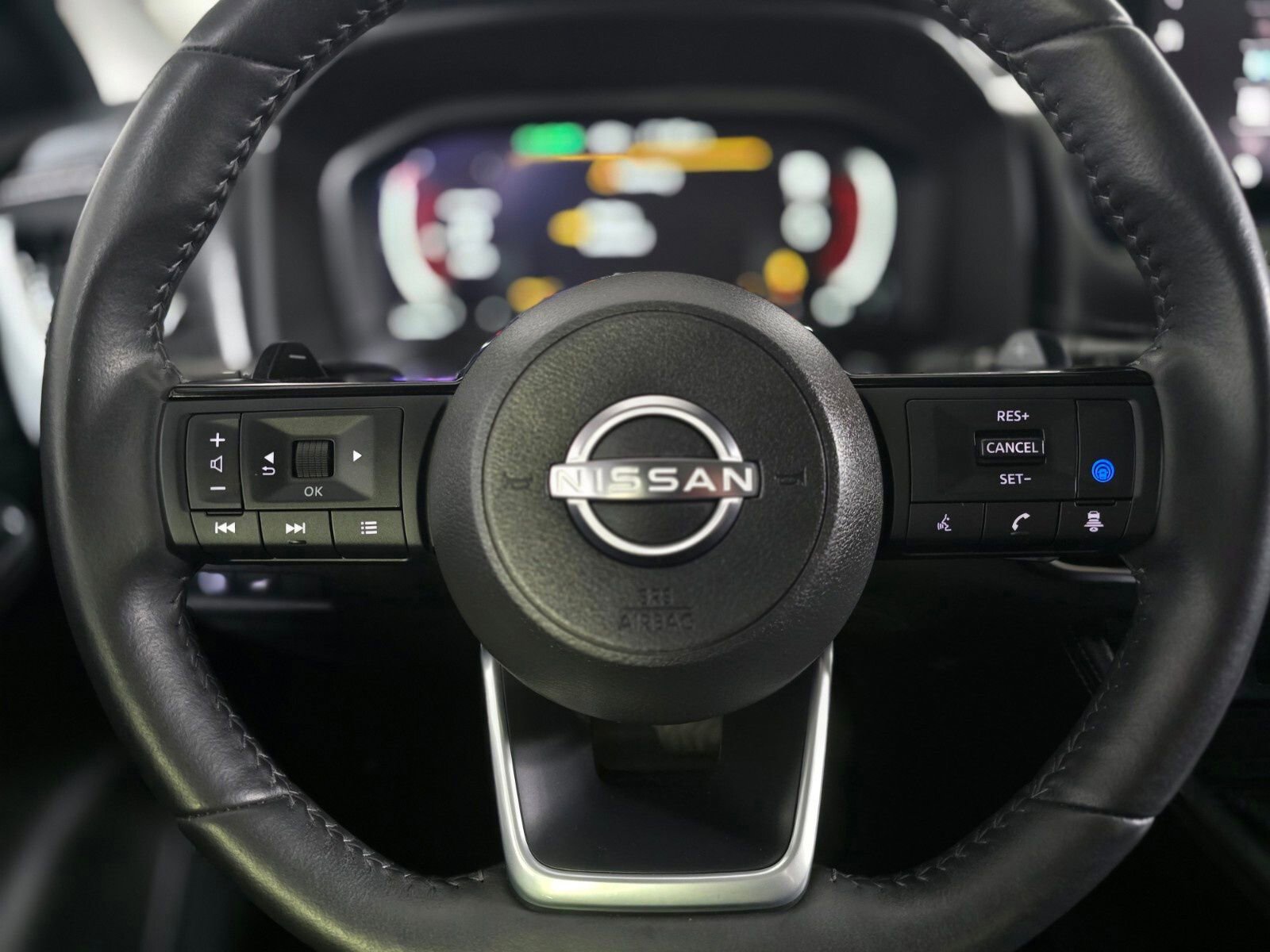 Used 2024 Nissan Rogue Platinum w/ Platinum Premium Package image 34