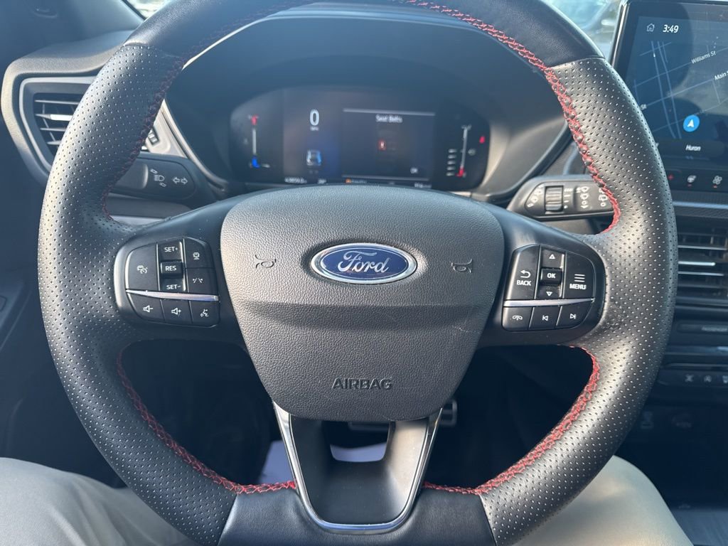 Certified 2023 Ford Escape ST-Line w/ Tech Pack #1 image 17