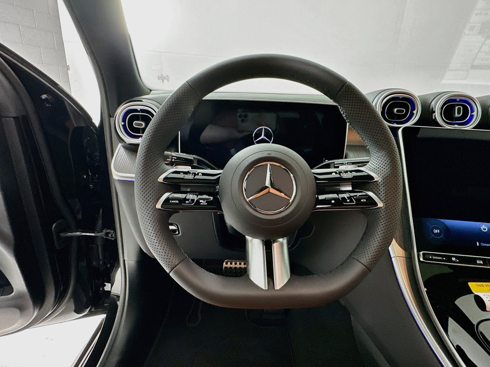 New 2027 Mercedes-Benz GLC 300 4MATIC image 12