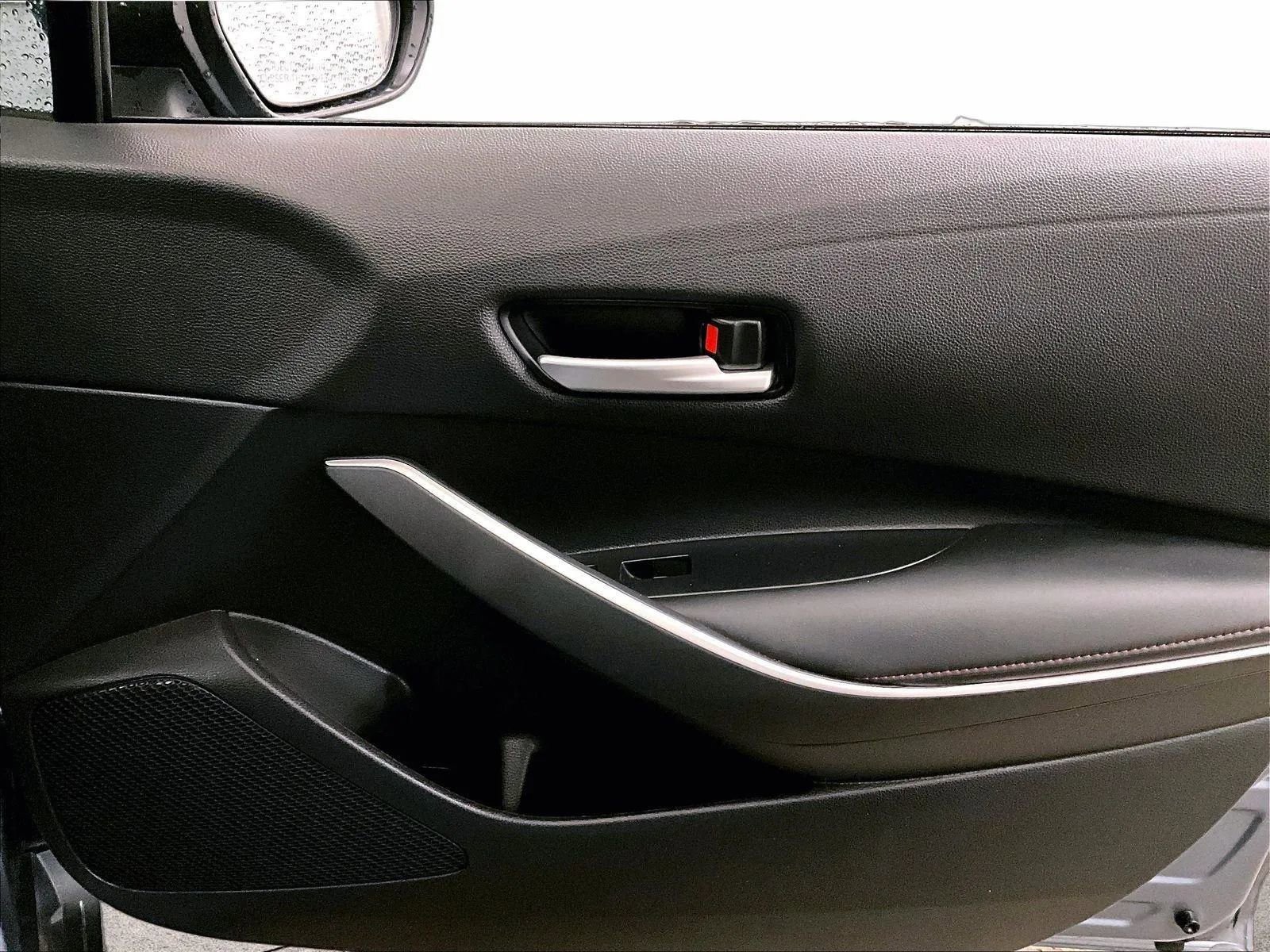 Used 2024 Toyota Corolla SE image 23