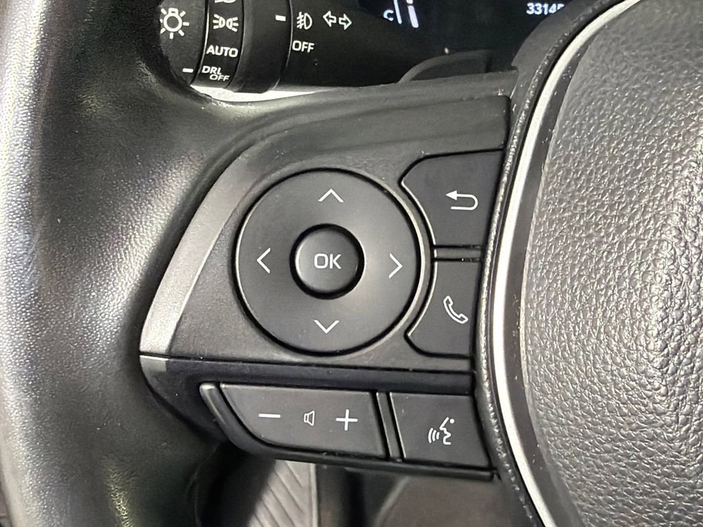 Used 2025 Toyota Corolla XSE image 24