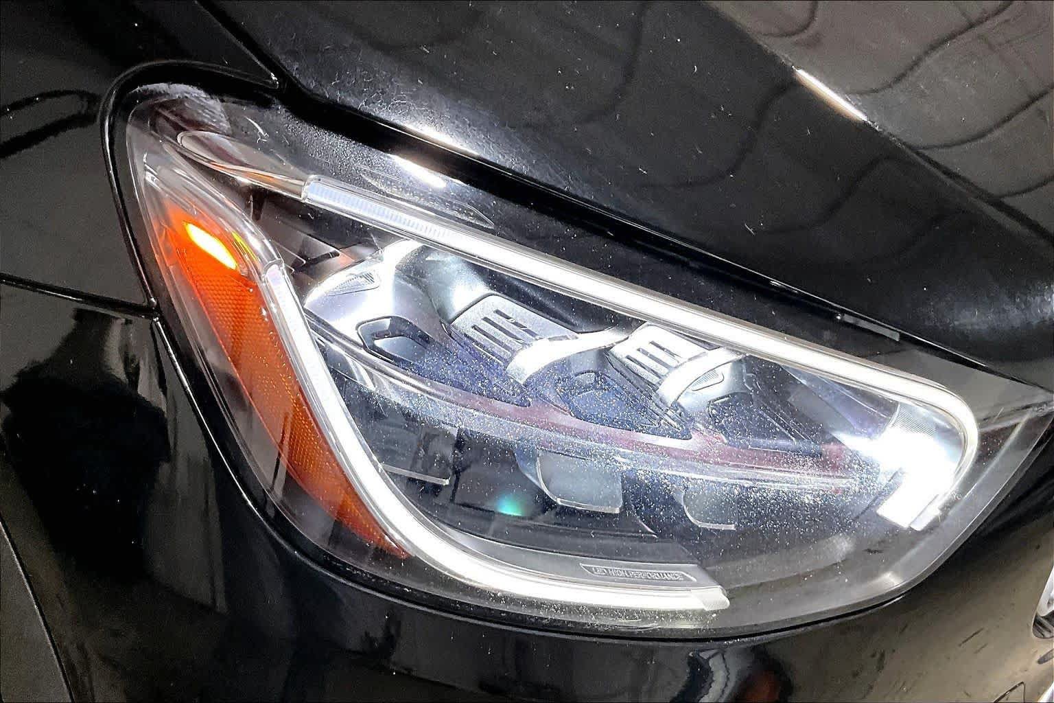 Used 2020 Mercedes-Benz GLC 300 4MATIC image 27