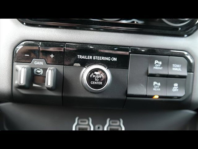 New 2025 RAM 1500 Big Horn image 18