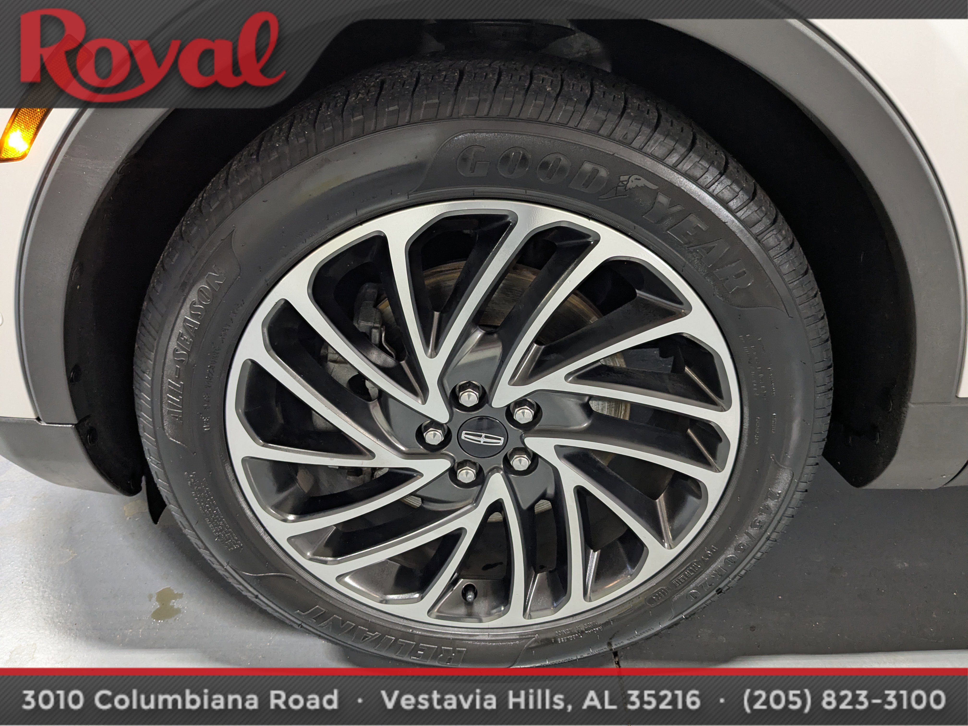 Used 2019 Lincoln Nautilus Reserve image 26