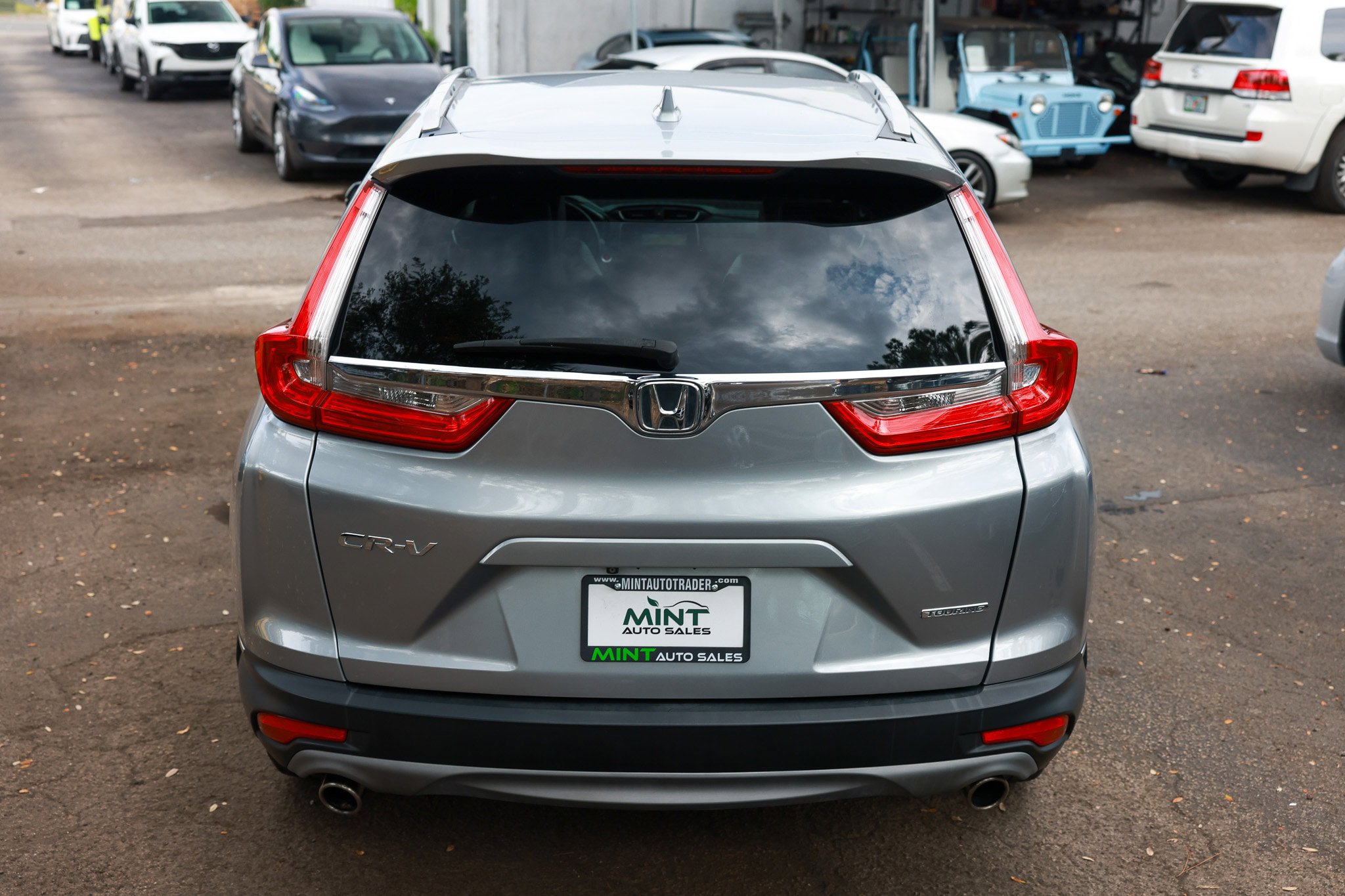 Used 2017 Honda CR-V Touring image 12