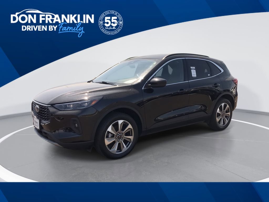 Used 2025 Ford Escape Platinum AWD/4WD image 1