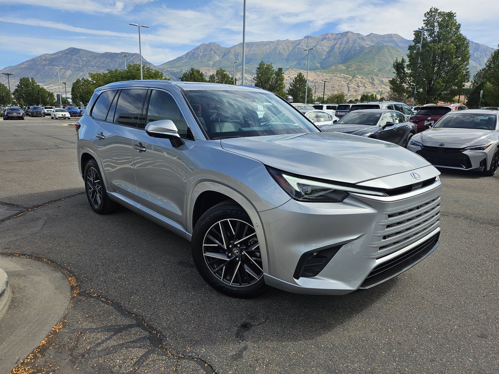 Used 2024 Lexus TX 350 AWD w/ Technology Package image 3