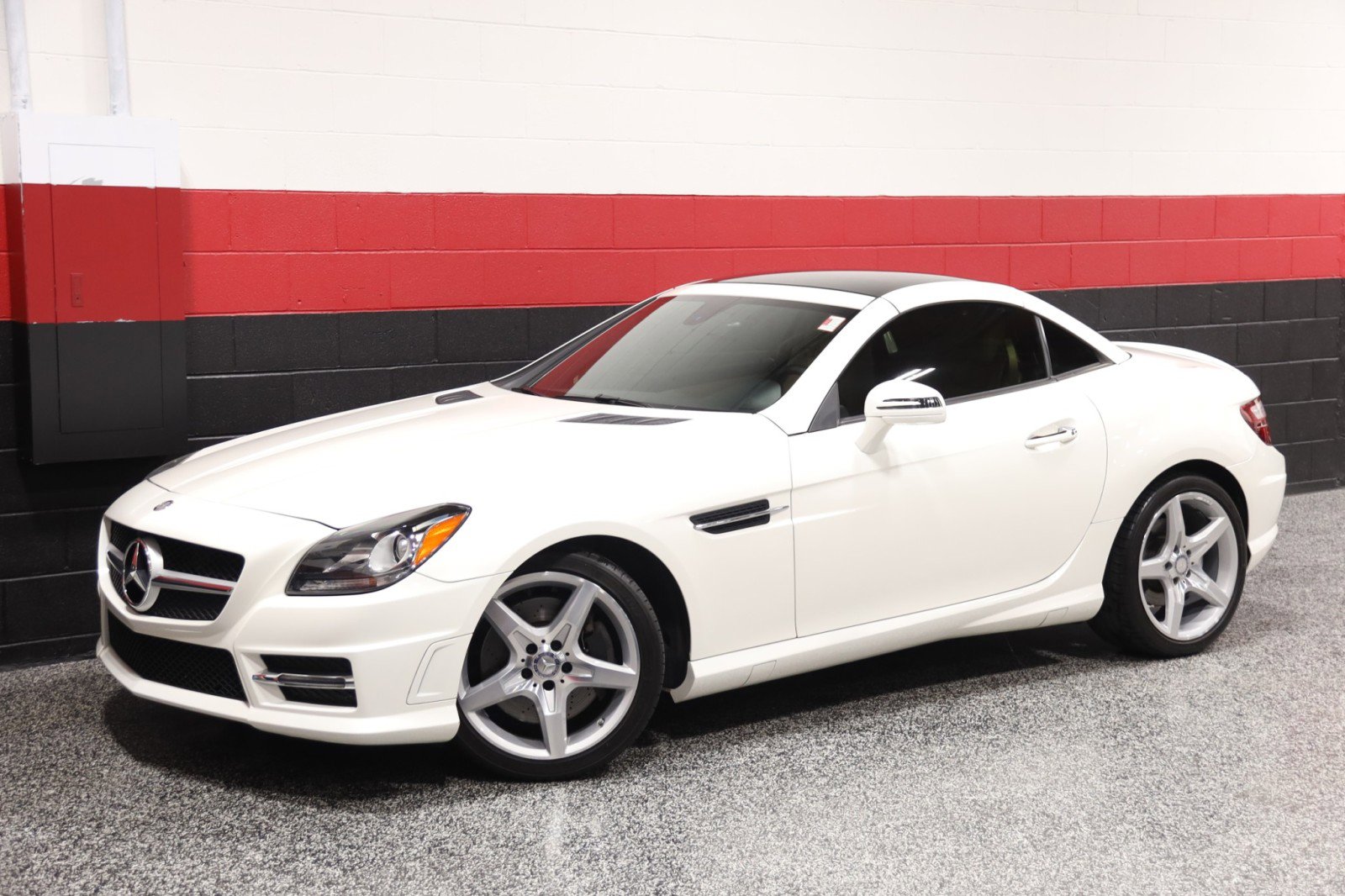 Used 2014 Mercedes-Benz SLK 250 image 18
