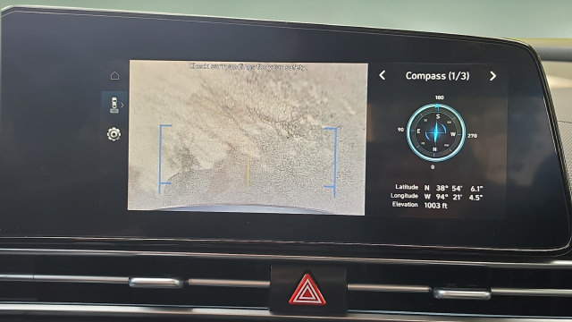 Used 2024 Hyundai Elantra SEL FWD image 42