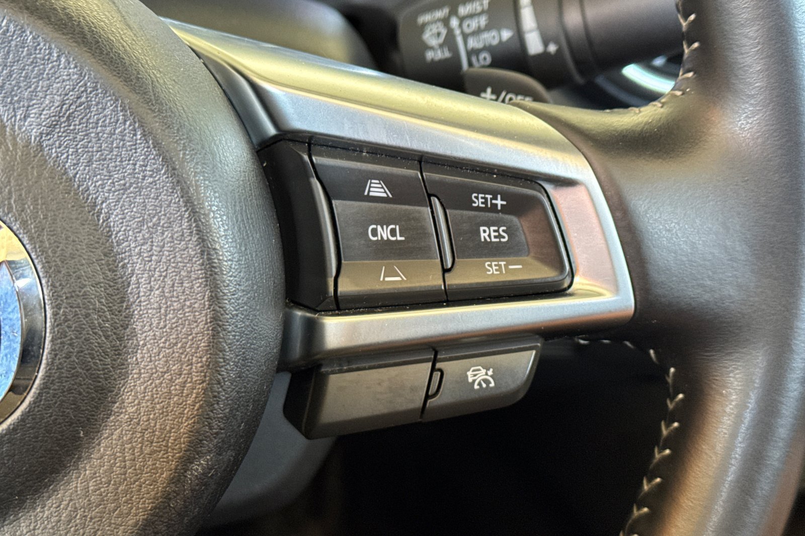 Used 2025 MAZDA MX-5 Miata RF Grand Touring RWD image 28