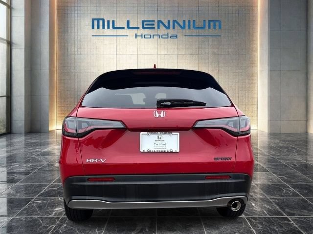 Certified 2025 Honda HR-V Sport image 4