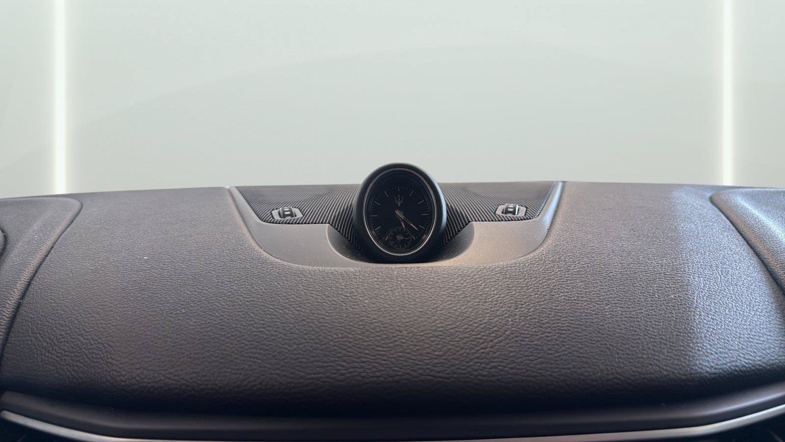 Used 2023 Maserati Levante Modena AWD/4WD image 29