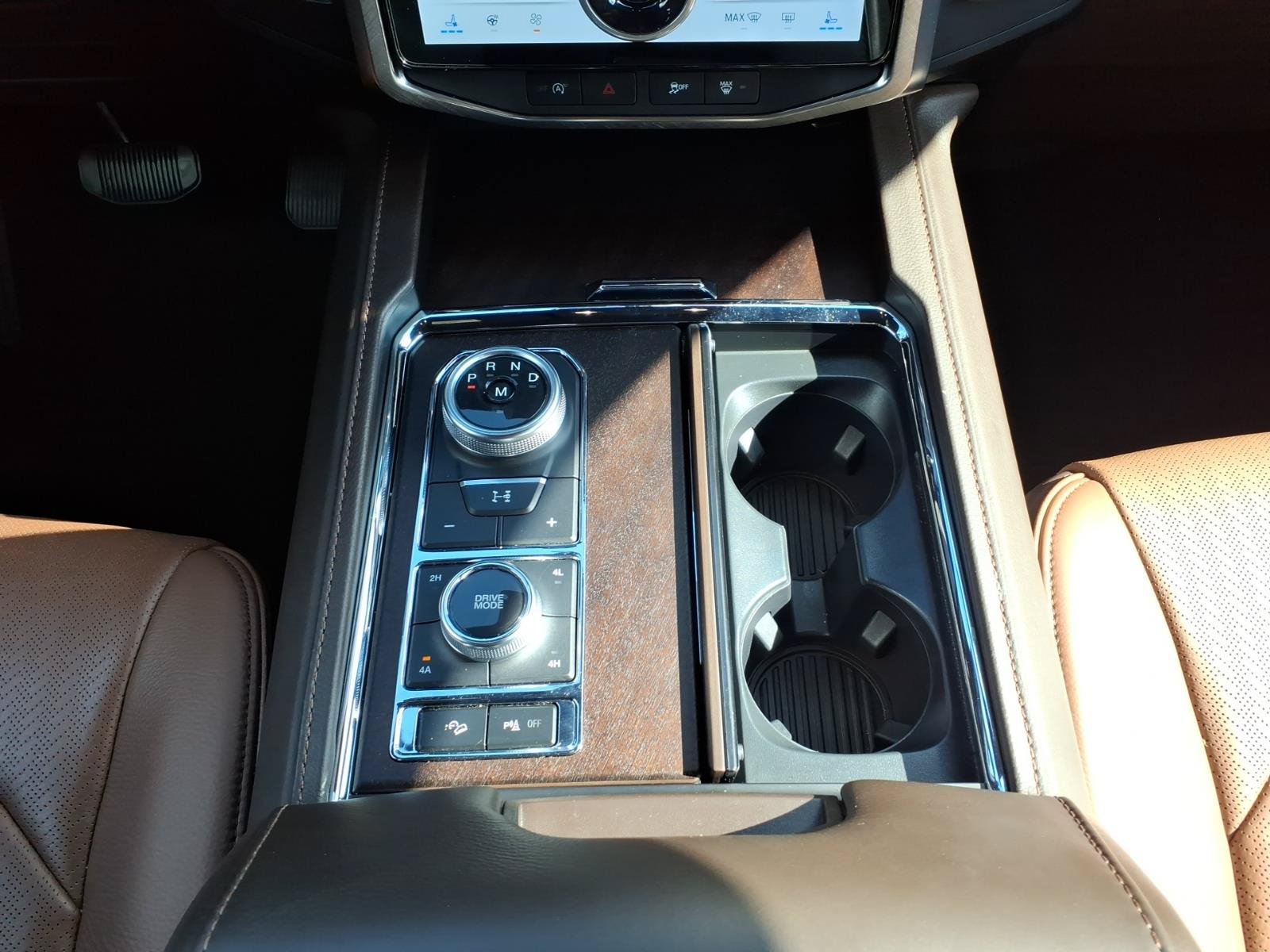 Used 2024 Ford Expedition King Ranch AWD/4WD image 23