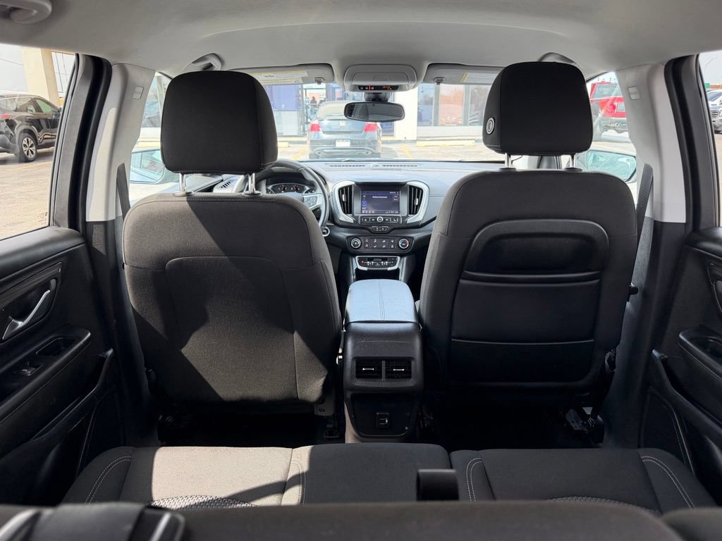 Used 2024 GMC Terrain SLE FWD image 20