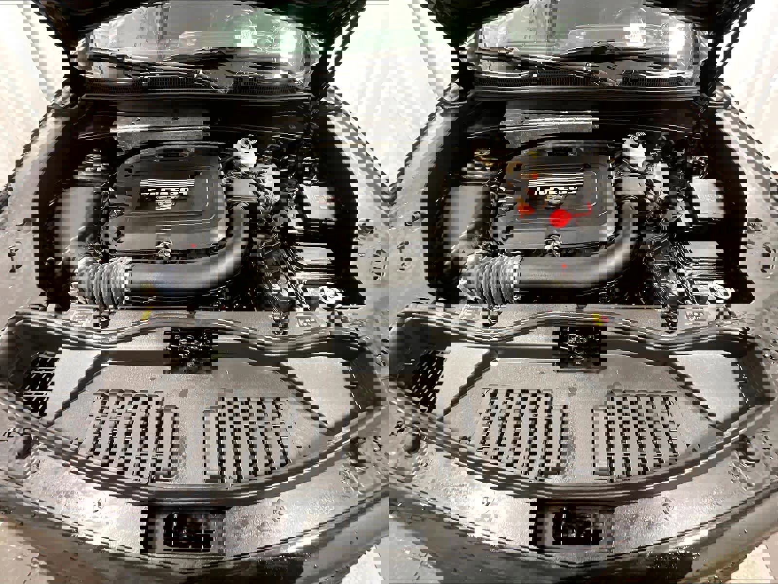 Used 2025 Cadillac XT4 Sport image 30