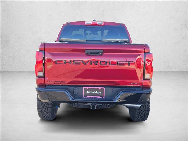 Used 2026 Chevrolet Colorado ZR2 w/ Technology Package AWD/4WD image 8