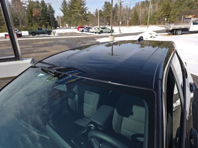 New 2026 Chevrolet Equinox LT w/ LPO, Floor Liner Package image 17