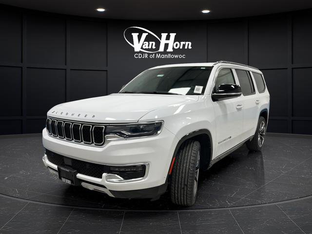 Used 2023 Jeep Wagoneer Series III w/ Premium Group I AWD/4WD image 7