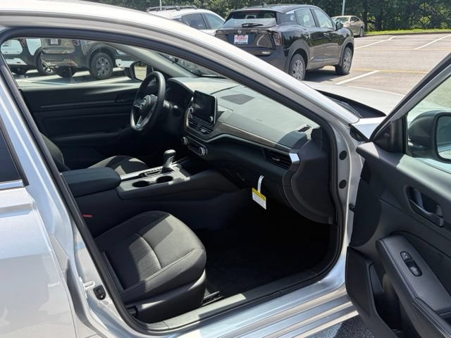 New 2026 Nissan Altima 2.5 SV FWD image 25