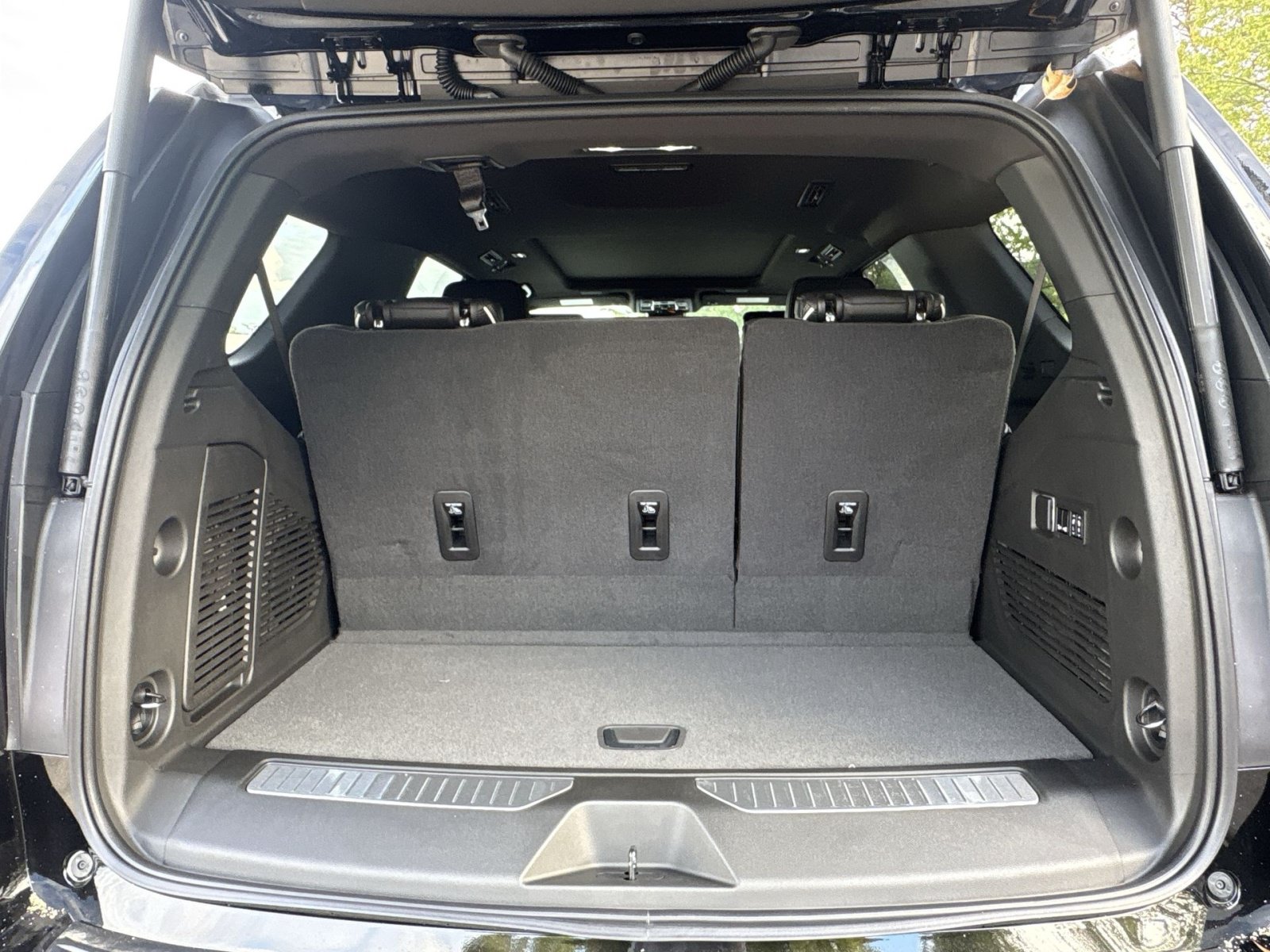 New 2026 GMC Yukon AT4 Ultimate AWD/4WD image 27