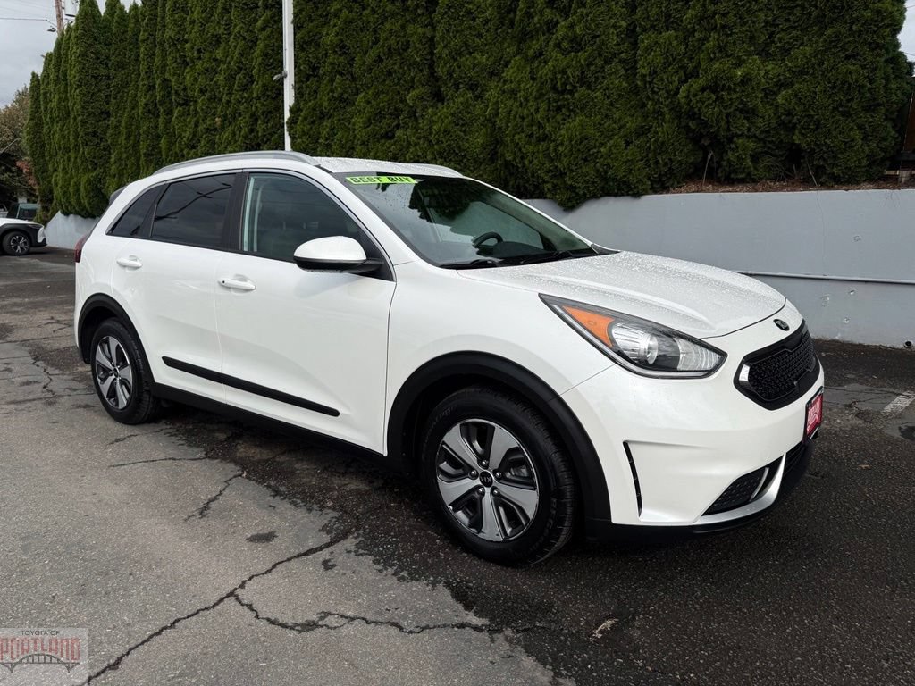Used 2017 Kia Niro LX