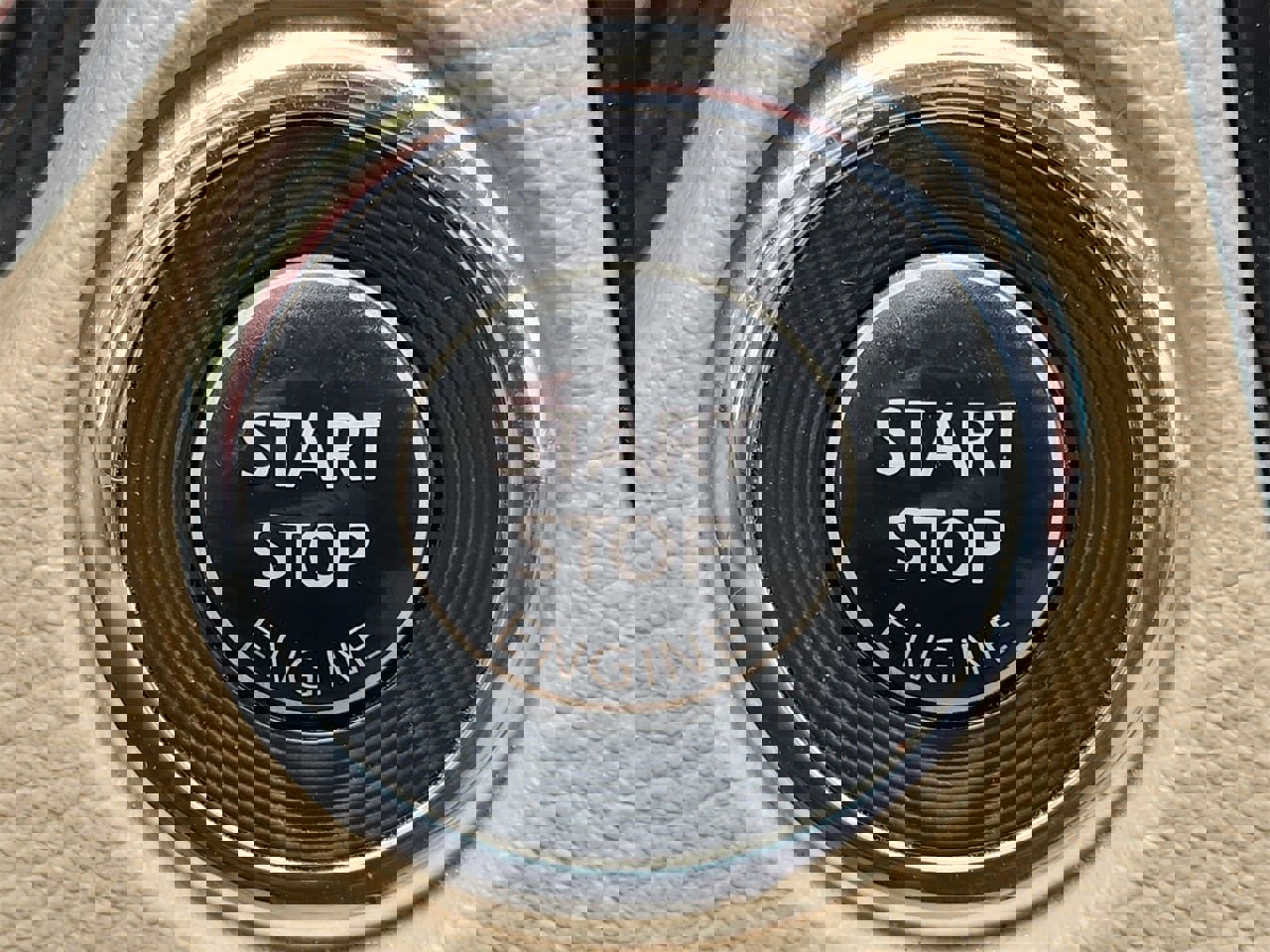 Used 2018 Nissan Rogue SV image 20