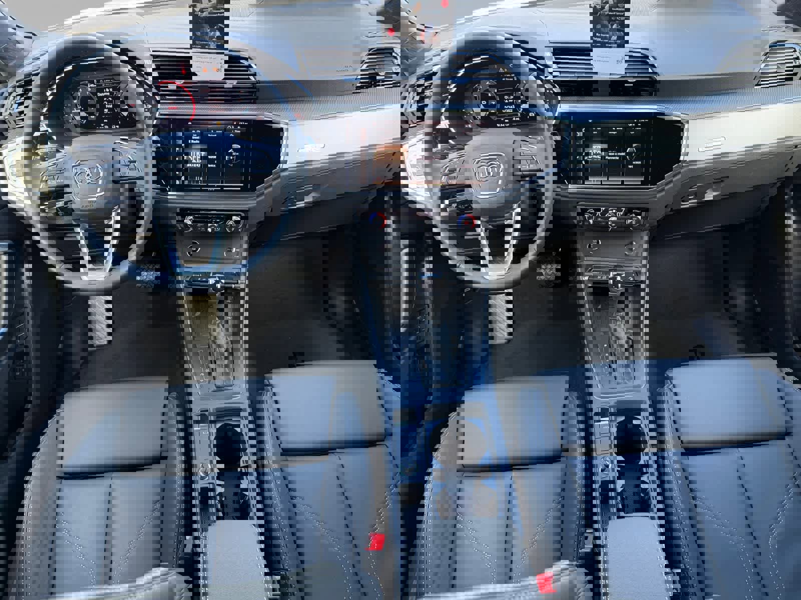 New 2025 Audi Q3 2.0T Premium image 10