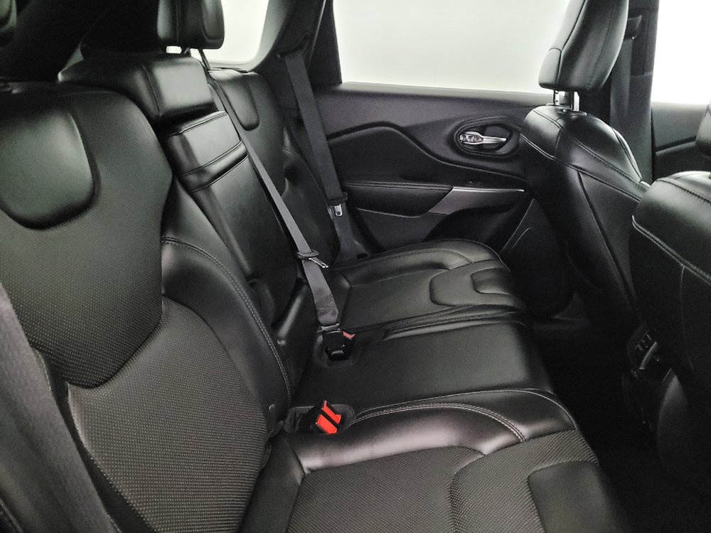 Used 2019 Jeep Cherokee Limited AWD/4WD image 19