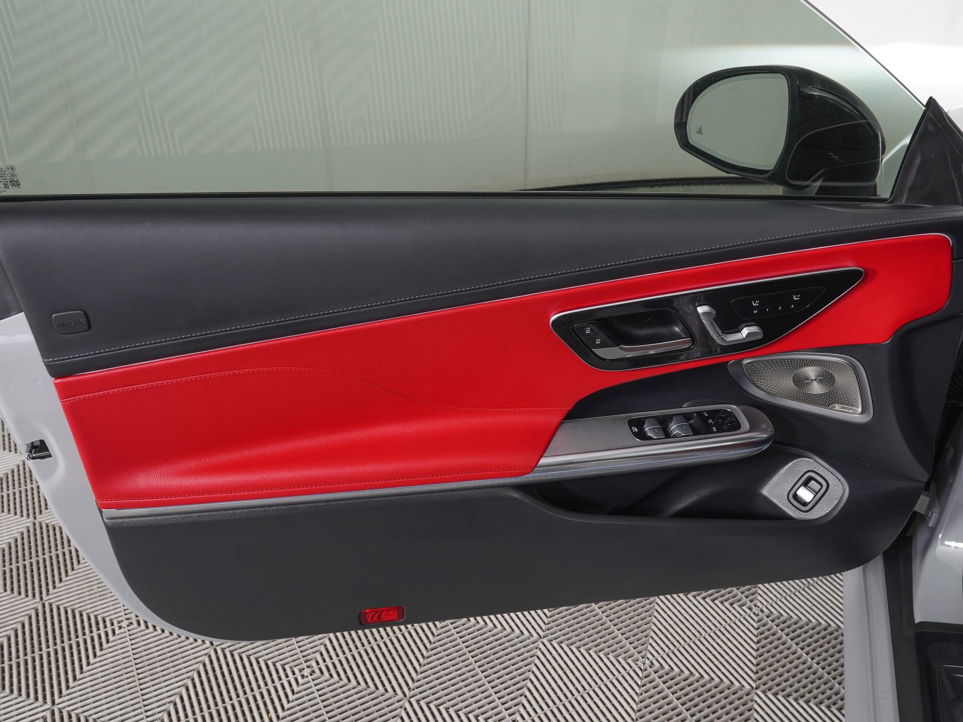 Used 2024 Mercedes-Benz CLE 300 4MATIC Cabriolet image 17