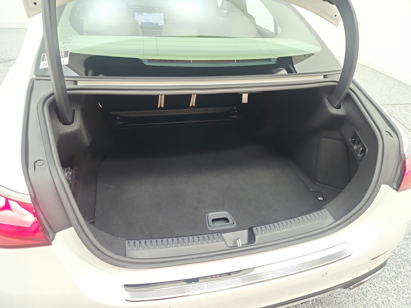 Certified 2024 Mercedes-Benz E 450 4MATIC Sedan image 22