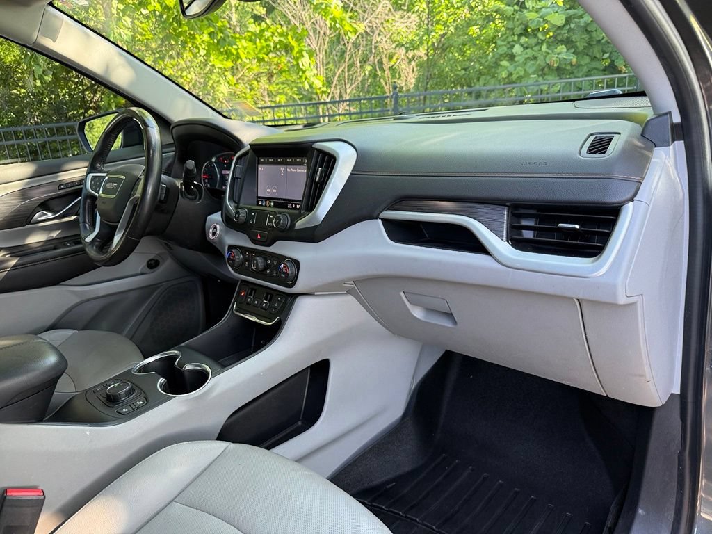 Used 2020 GMC Terrain SLT w/ Preferred Package AWD/4WD image 34
